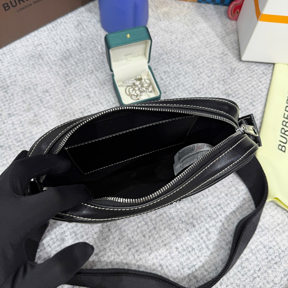 Túi đeo chéo Burberry BBR Nâu kẻ sọc Đen Trắng basic size 25.5x18.5x5.5cm Like Auth on web fullbox bill thẻ PLD